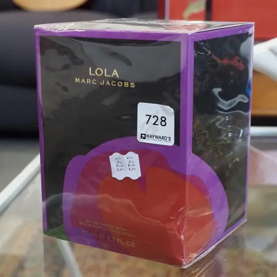 boxed as new  Lola Marc Jacobs eau de parfum 50ml