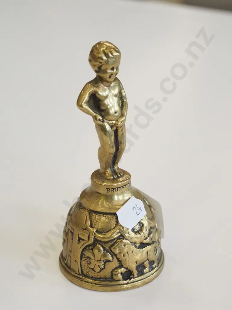 small brass bell Image 1++