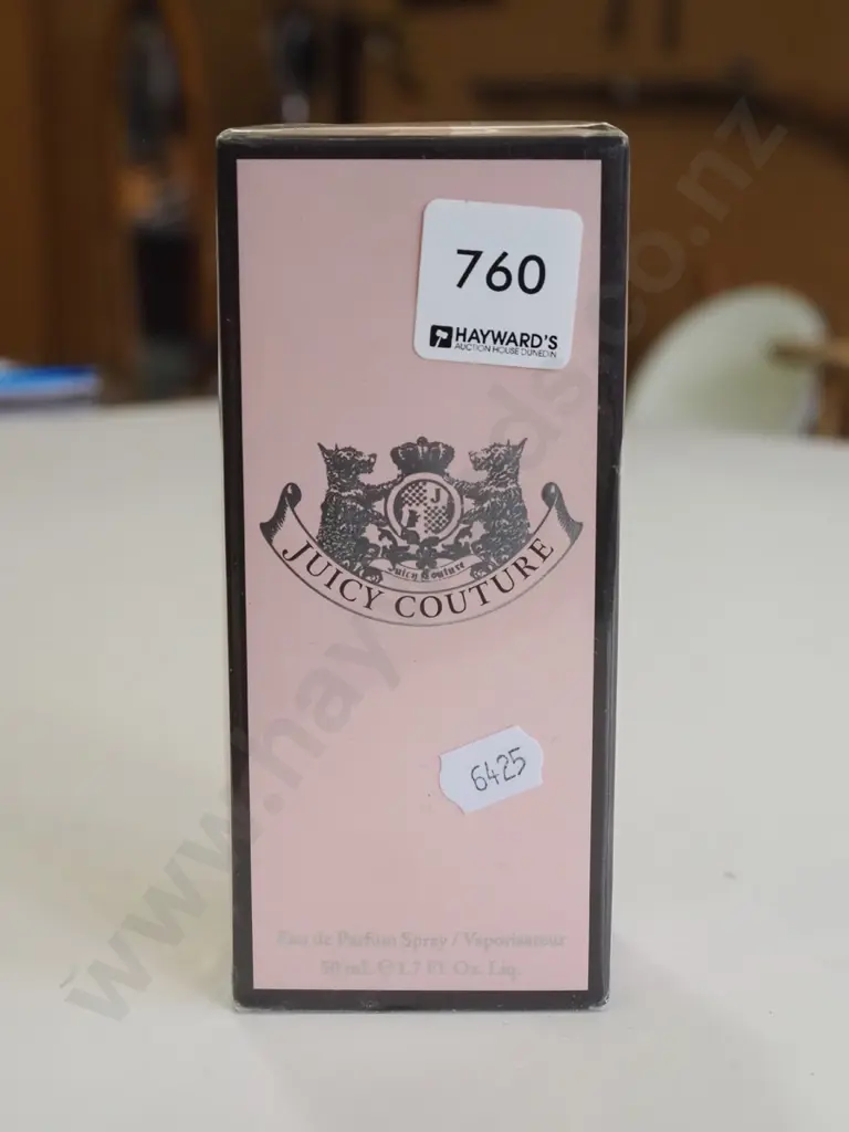 boxed as new Juicy Couture eau de parfum 50ml Image 1++