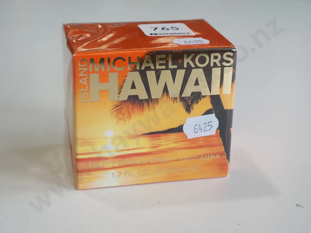 boxed as new Michael Kors Hawaii Island eau de parfum 50ml Image 1++