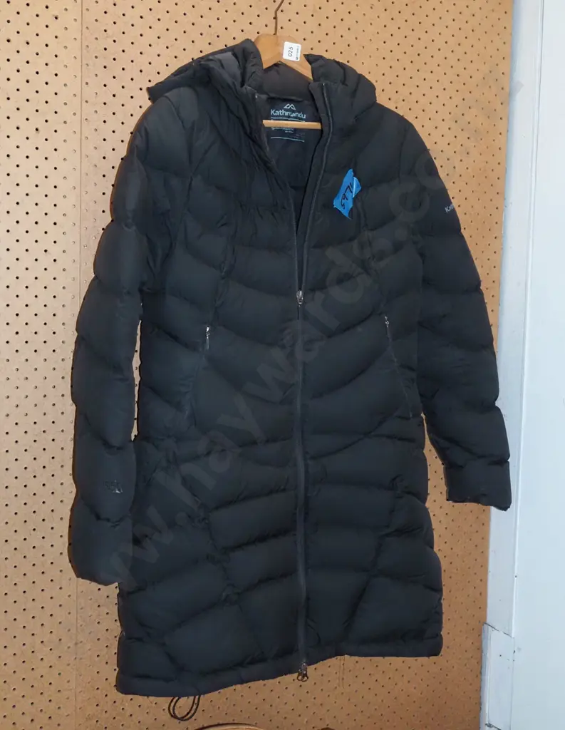 Kathmandu ladies Size 8 duck down puffer Image 1++