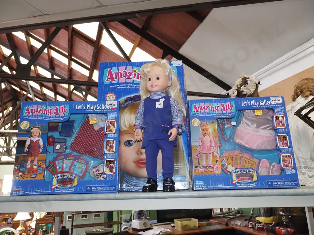 boxed Amazing Ally talking doll - original box, 2x boxes of accessories Image 1++