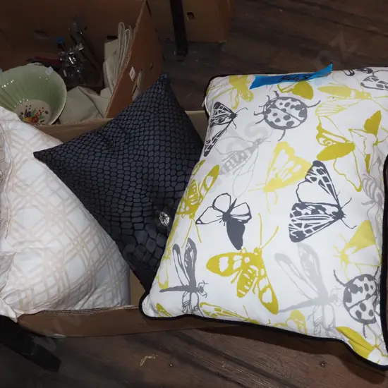 box of cushions