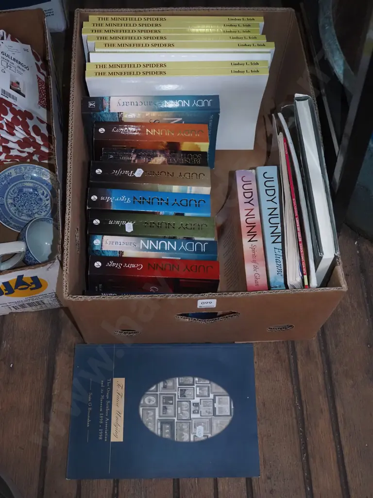 box of books Image 1++