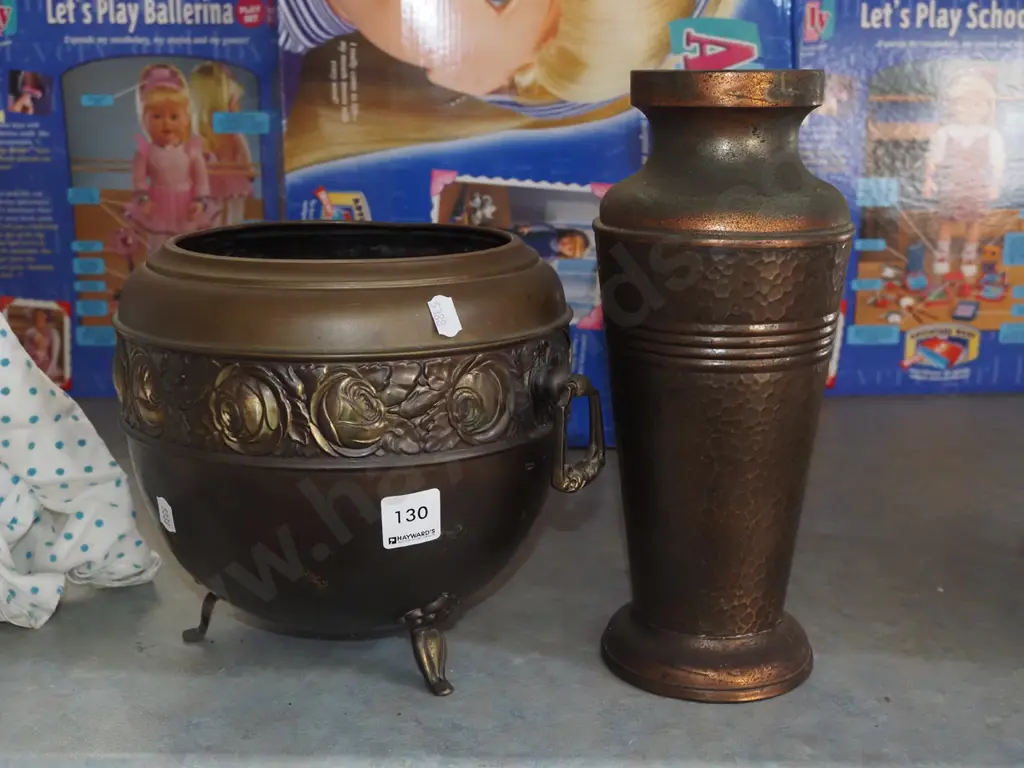 footed brass jardiniere, beaten copper vase H270 Image 1++