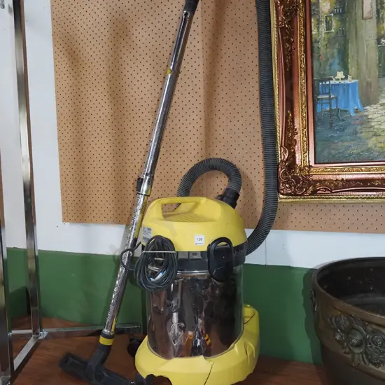 Karcher wet and dry vacuum - crack to base - As Is No Returns