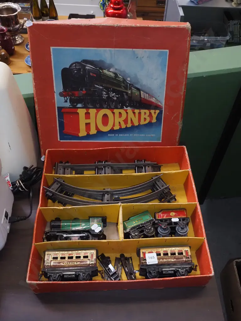vintage Hornby boxed train set Image 1++
