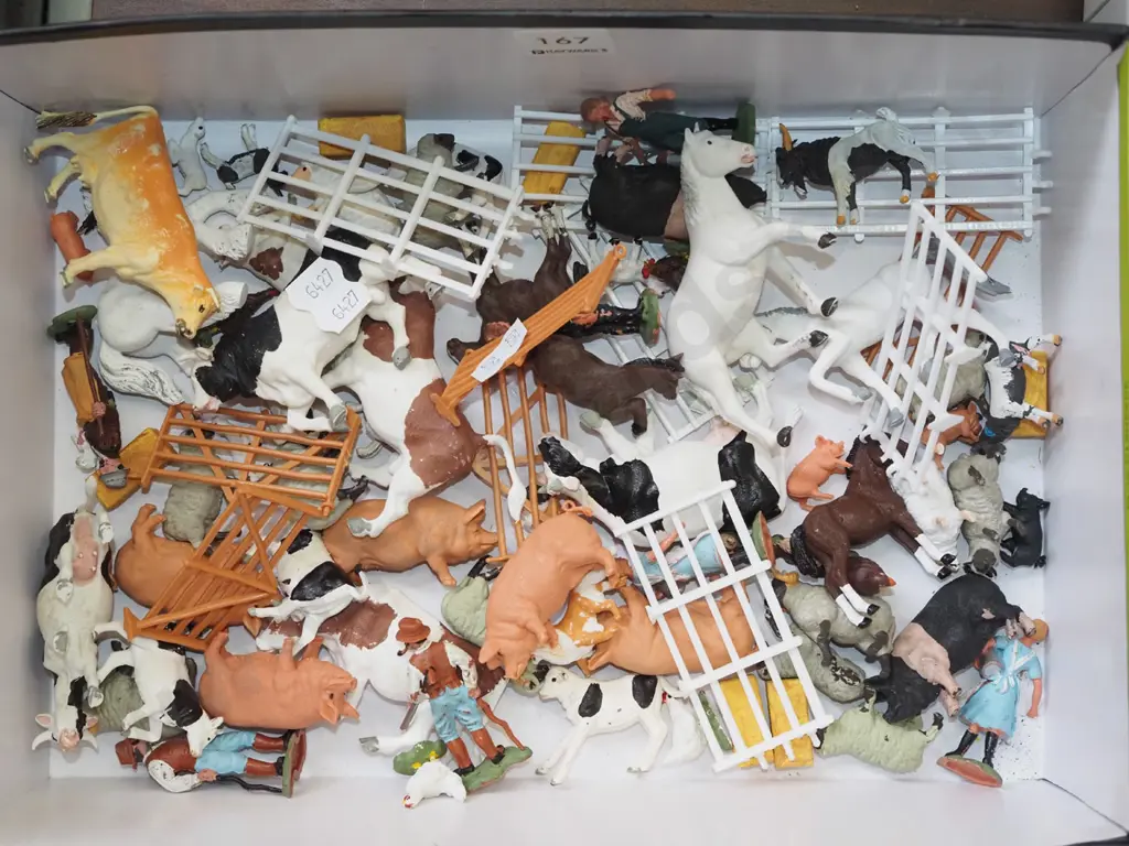 box of plastic farm animals Image 1++