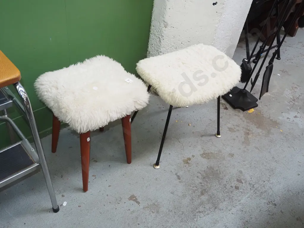 2x sheepskin topped stools Image 1++