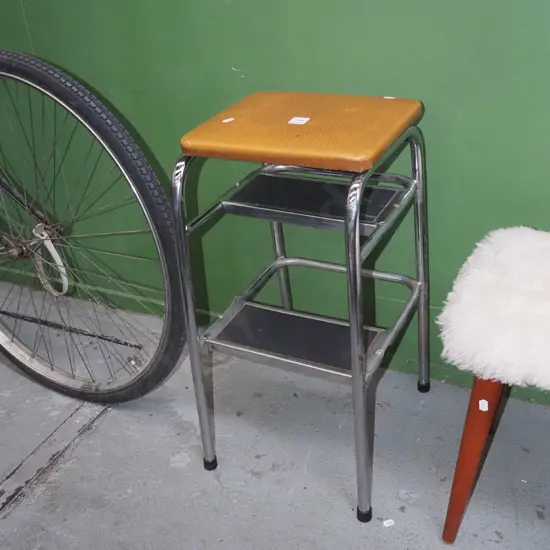 vinyl upholstered kitchen step stool
