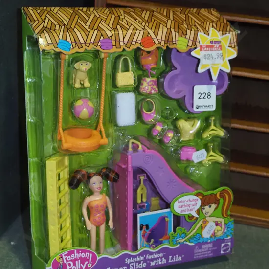 boxed as new Polly Pockets Splashin Fashion Super Slide with Lila