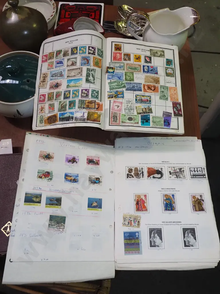 stamp albums Image 1++