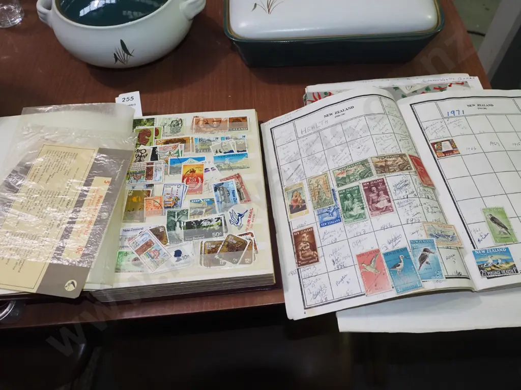 stamp albums Image 1++