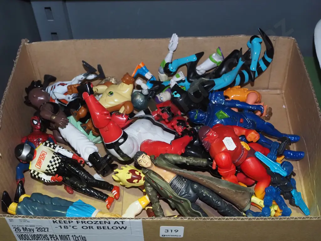 box of plastic toys Image 1++