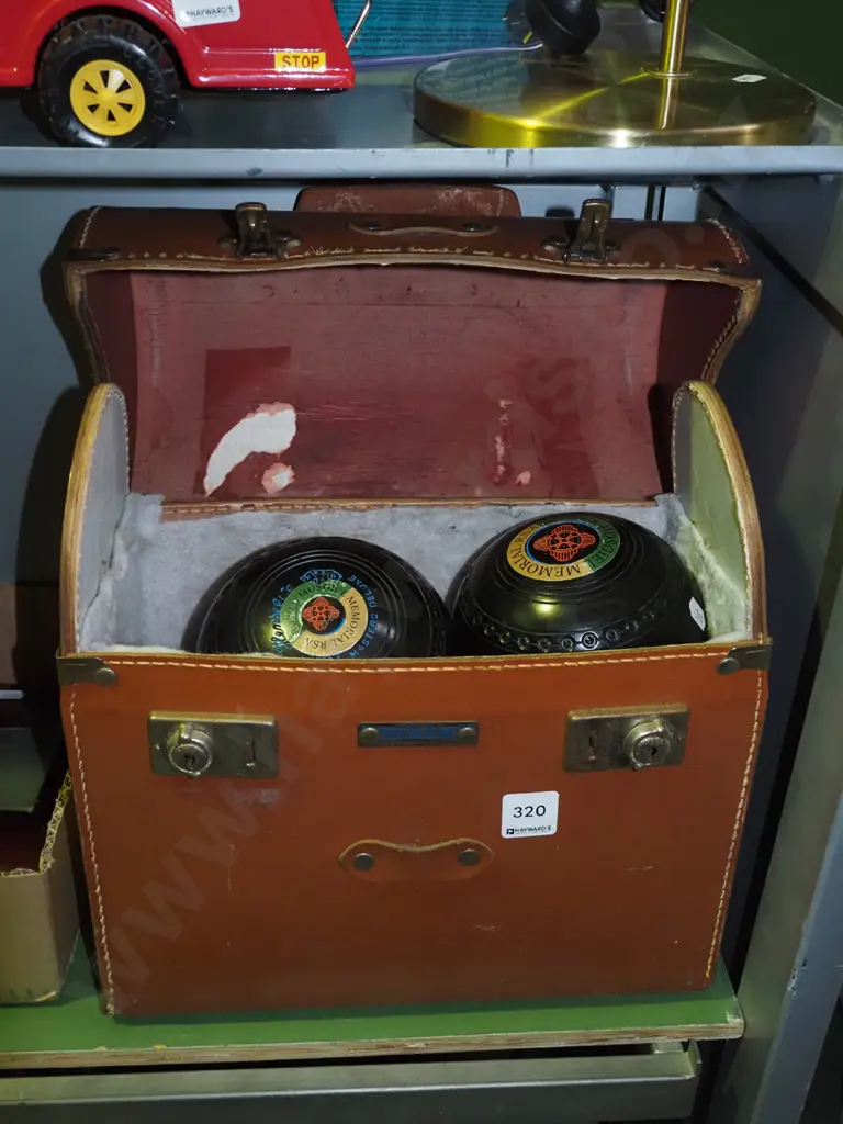 bag of Henselite Mosgiel RSA branded bowling balls Image 1++