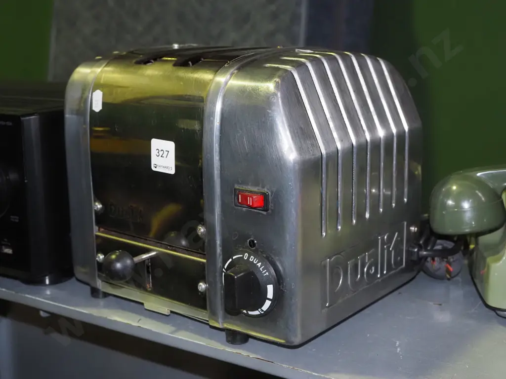 Dualit 2 slice toaster Image 1++