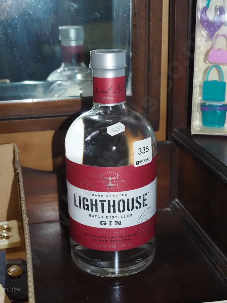 bottle of 750ml Lighthouse gin Image 1++