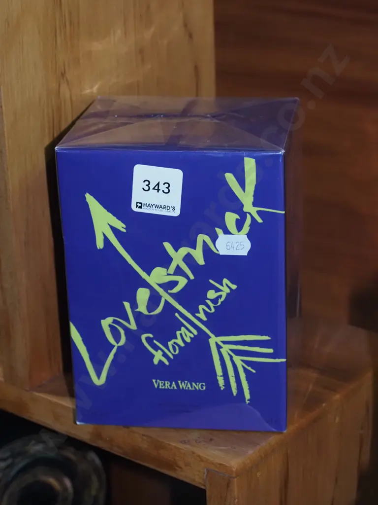 boxed  Vera Wang 50ml Lovestruck eau de parfum Image 1++