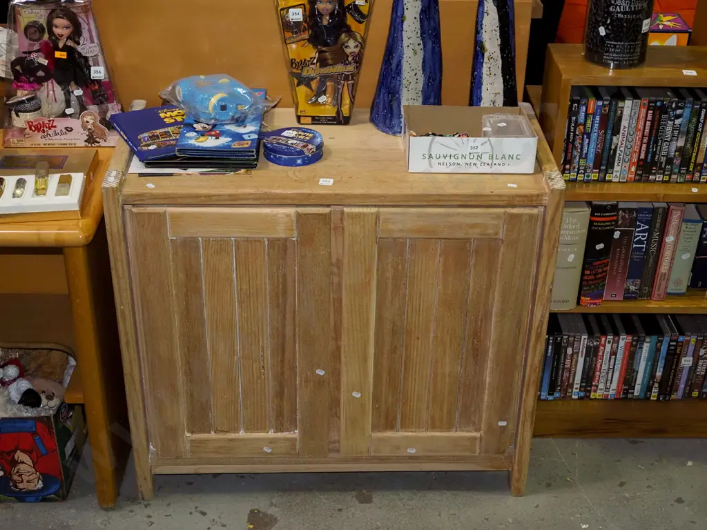 solid pine 2 door cupboard - varnish needs attention H770 W850 D400 Image 1++