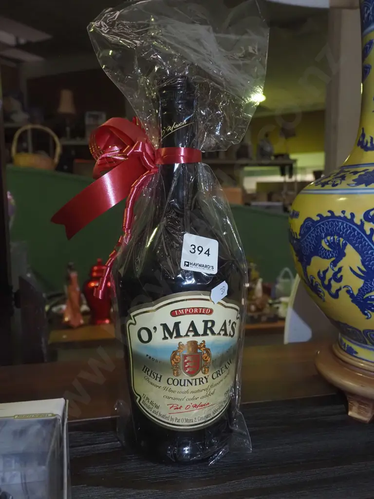 750ml bottle of O'Mara's Irish country cream Image 1++