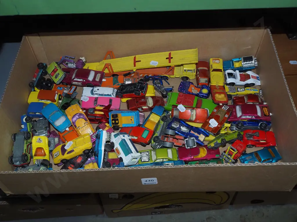 box; toy vehicles Image 1++