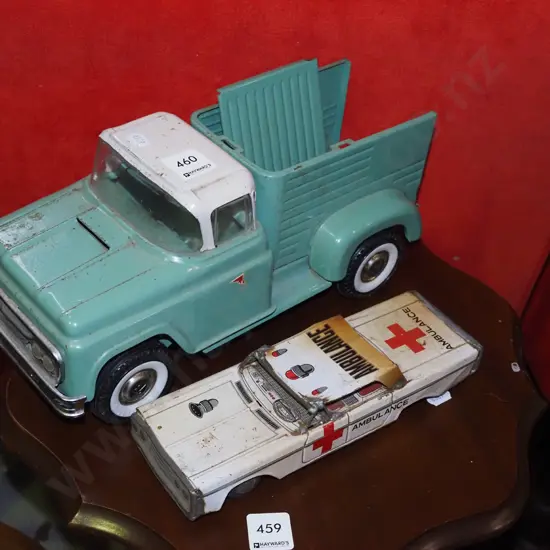 tin vehicles; truck, ambulance Truck L340