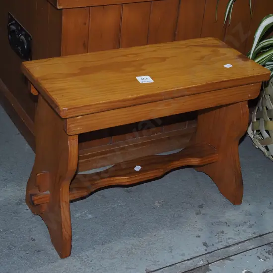 small wooden stool L430