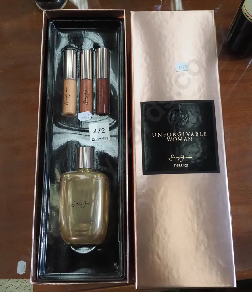 boxed as new Unforgivable Woman toiletry set Image 1++
