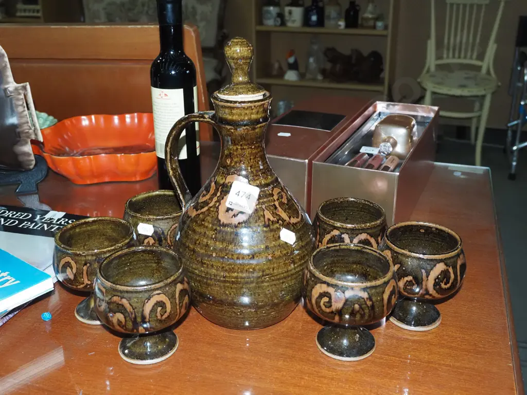 studio pottery decanter, 6 small goblets Image 1++