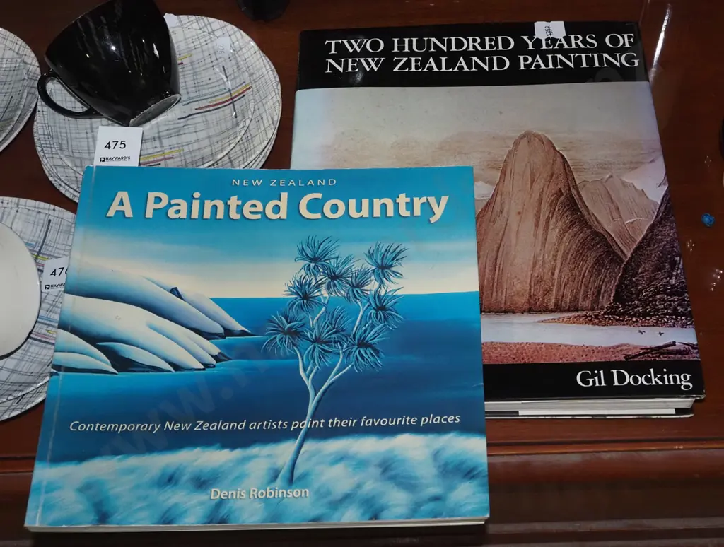 2x NZ art books Image 1++