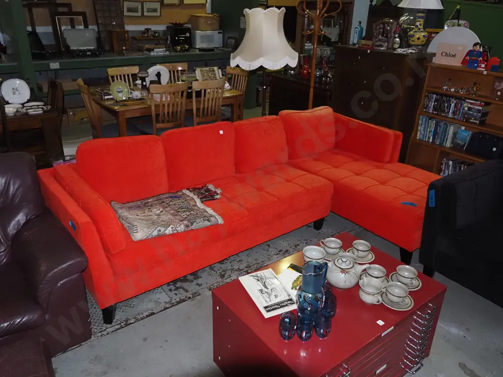 deep buttoned upholstered red corner lounge suite with right hand L return Image 1++