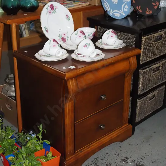 solid wood 3 drawer bedside cabinet