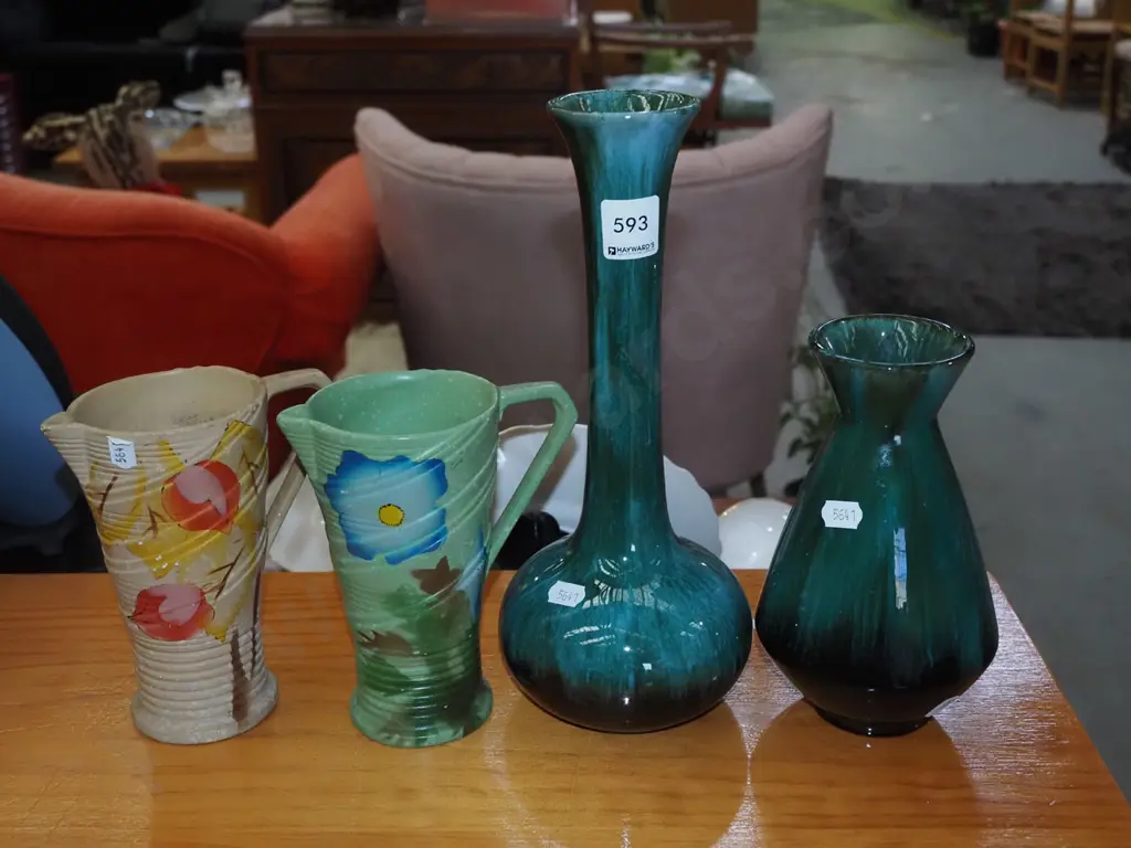 2x Blue Mountain vases, 2x jugs H280 Image 1++