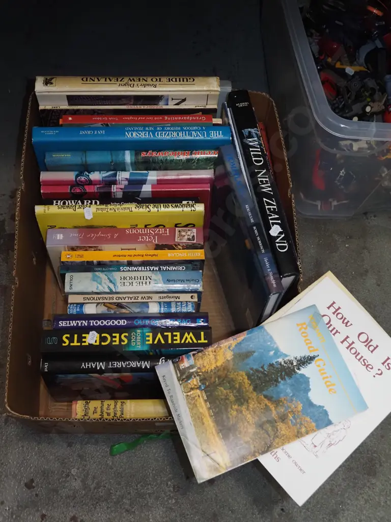box of books Image 1++
