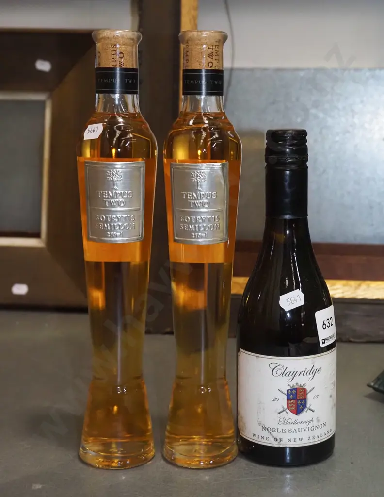 3x bottles of wine Image 1++