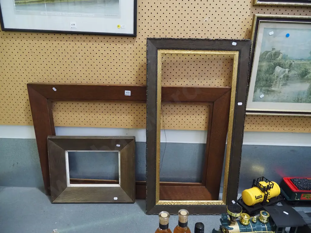 asssorted wooden picture frames Largest H890 W590 Image 1++