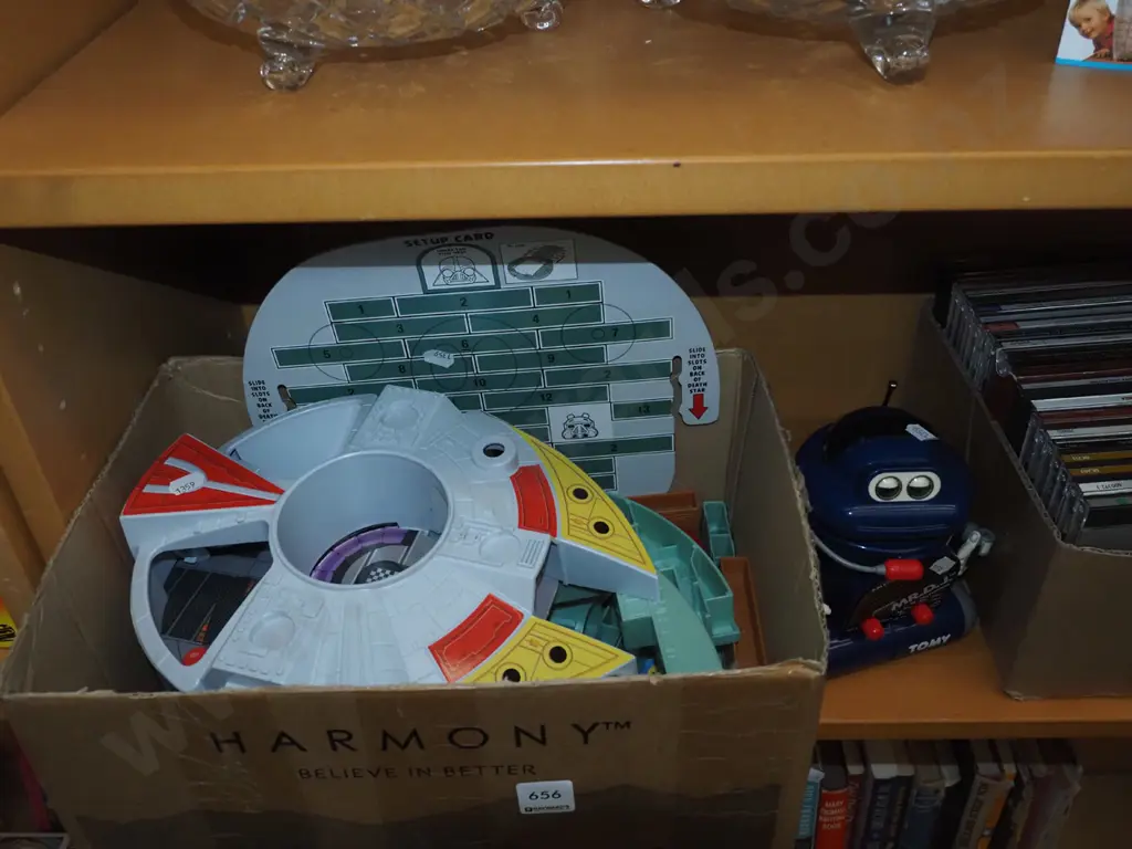 box; Star Wars, Millenium Falcon game etc Image 1++