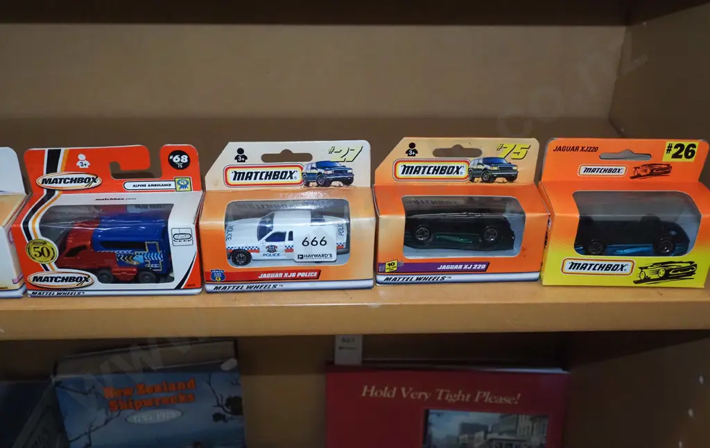 8x boxed Matchbox vehicles Image 1++