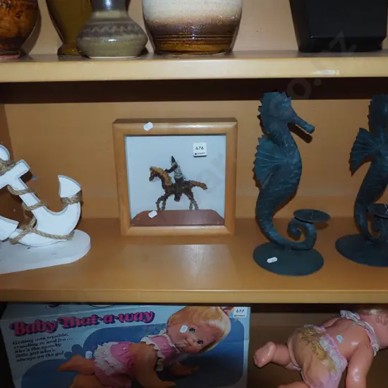 wooden anchor bookend, figurine in glass, 2x tin seahorse candlesticks H320