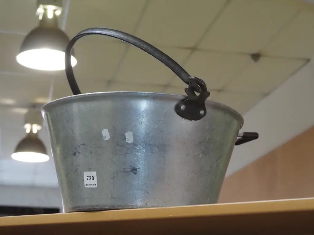 alumium jam pan Image 1++