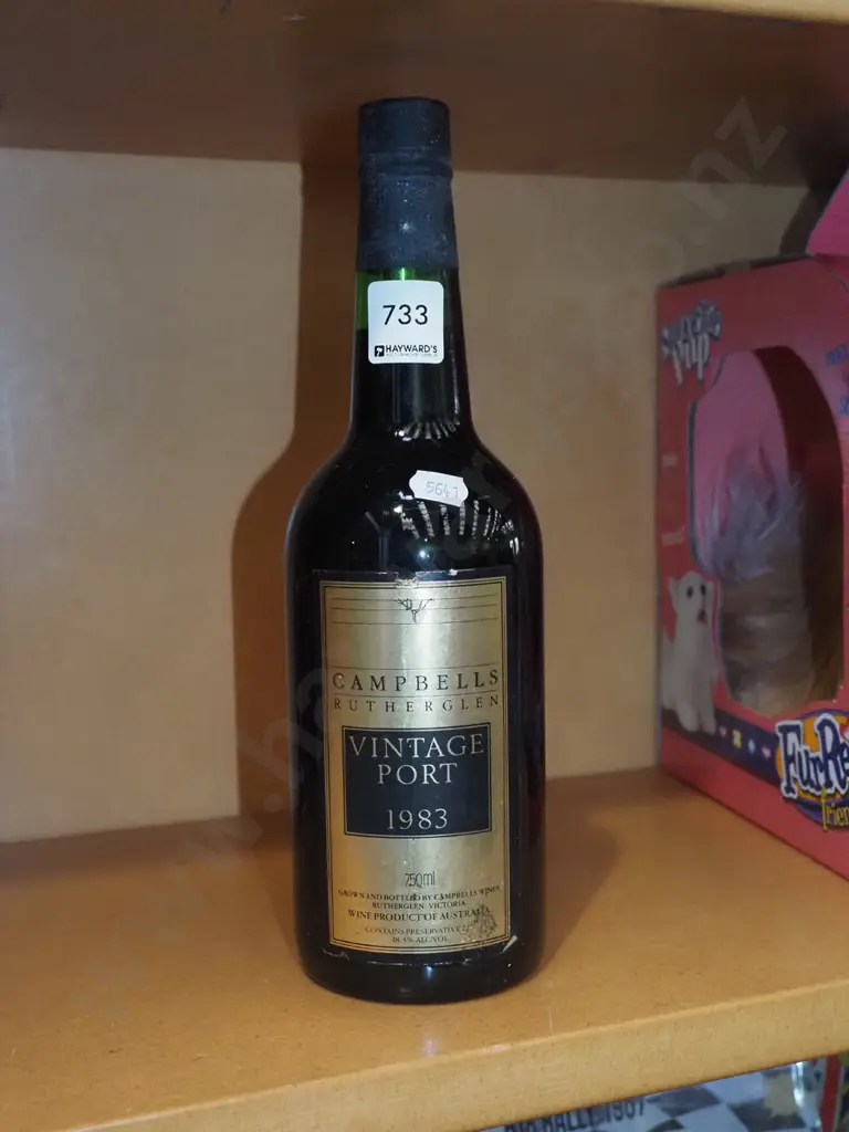 750mml of Campbells vintage port 1983 Image 1++