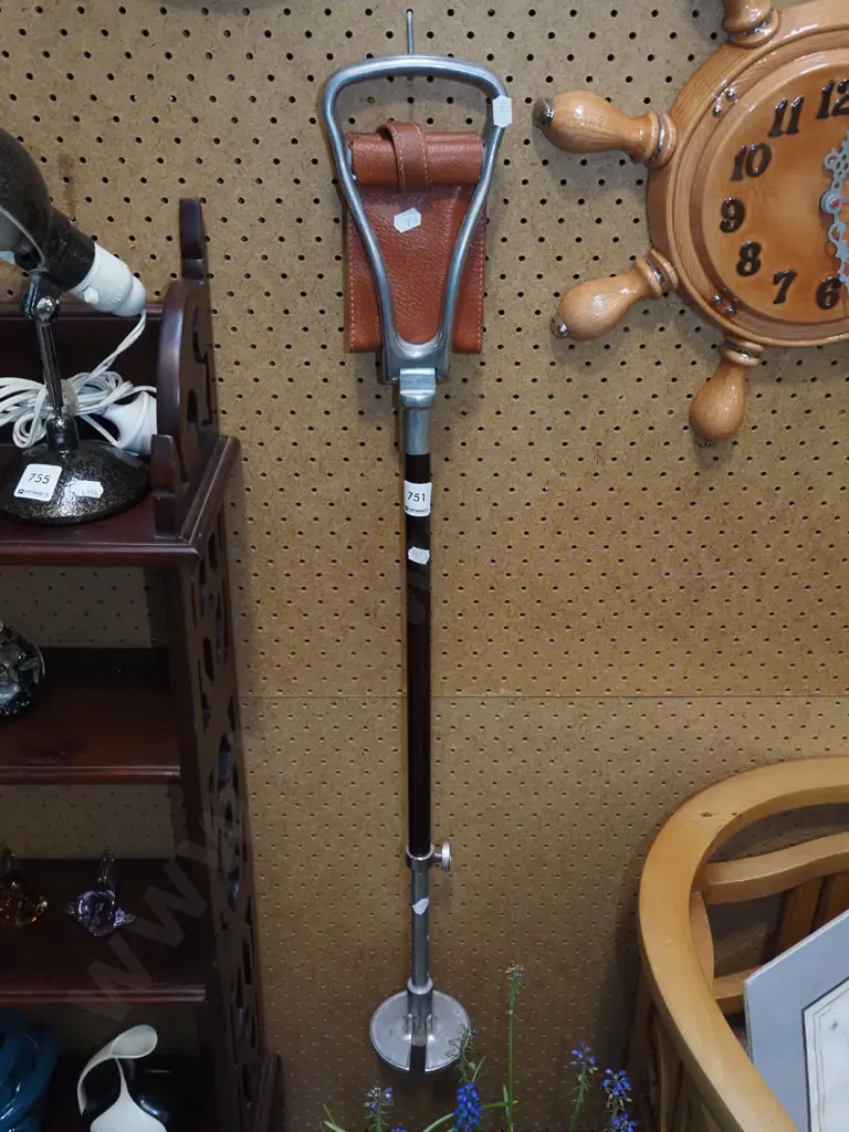 shooting stick Image 1++