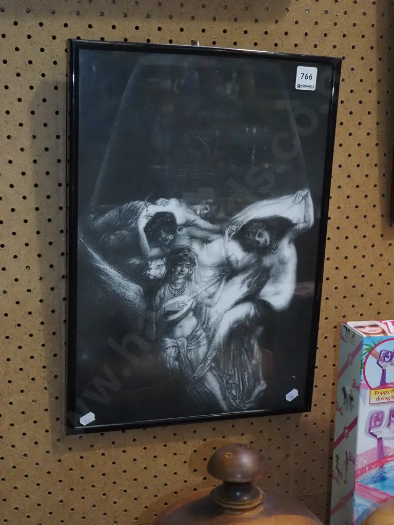 framed illusion print Image 1++