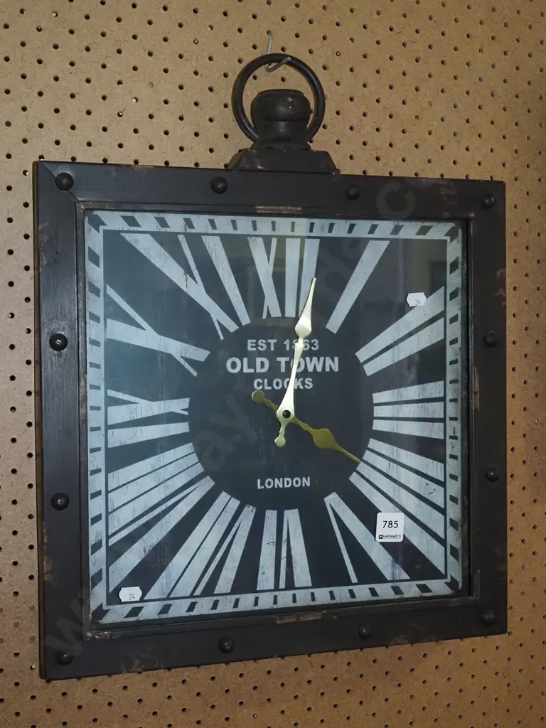 reproduction old town wall clock Image 1++