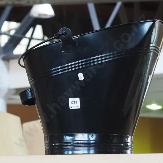 coal scuttle