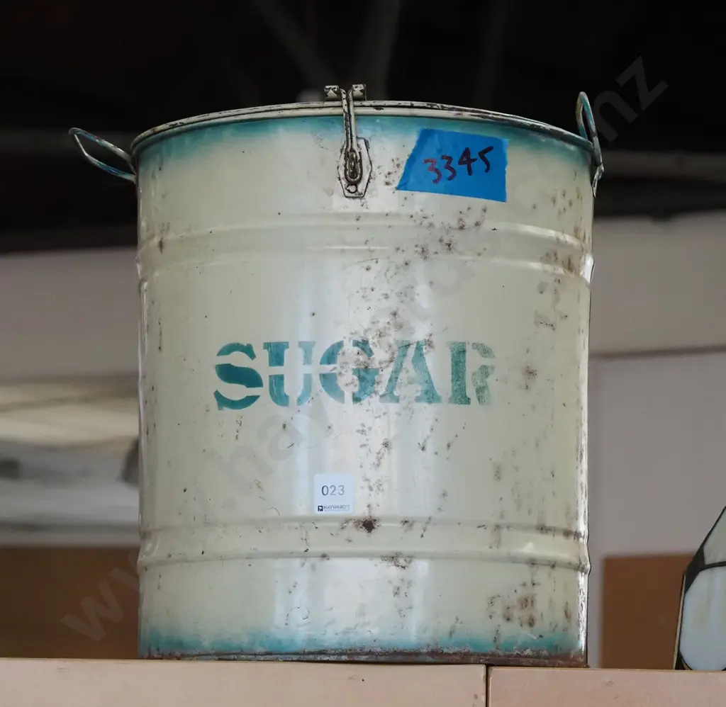 vintage lidded sugar tin H340 Image 1++