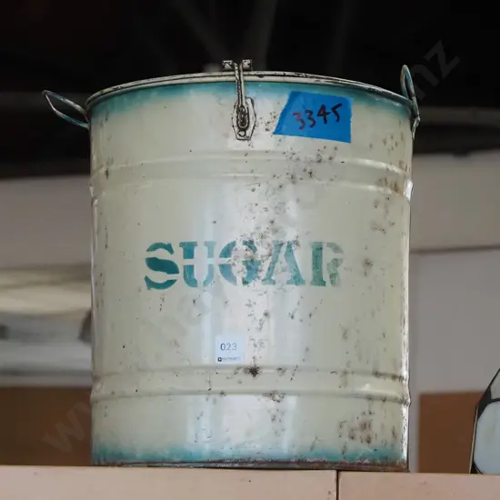 vintage lidded sugar tin H340