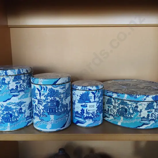 willow patterned tins