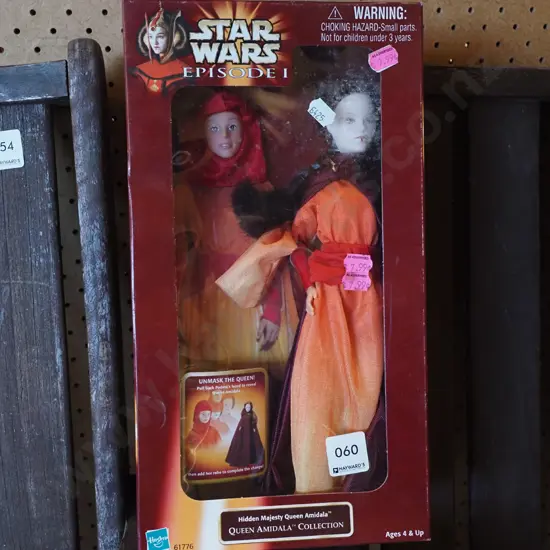 boxed Star Wars Episode 1 Queen Amidala doll - dirt on box
