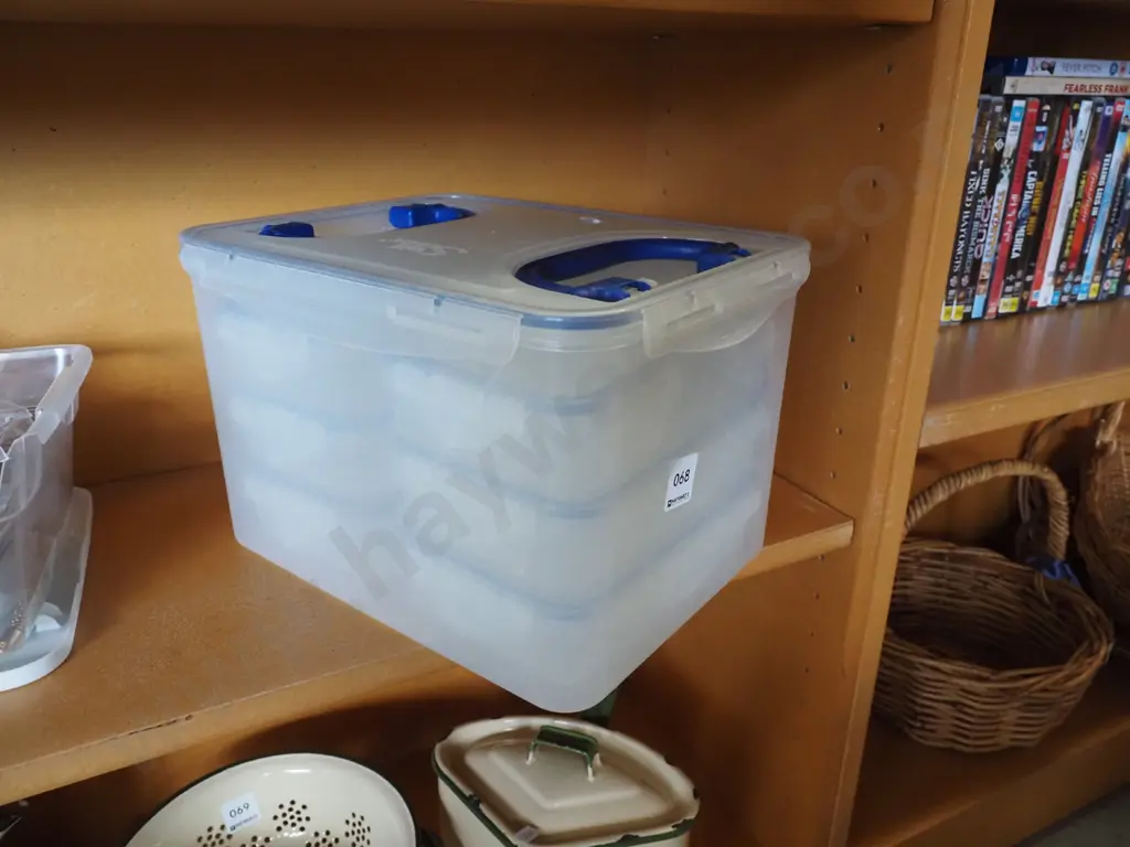 self locking plastic organiser Image 1++